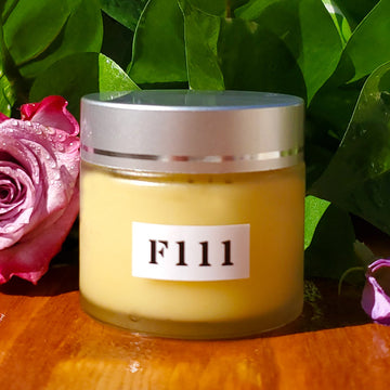F111- EPIDERMAL REGENERATING NATURAL RETINOL FOR YOUTHFUL HANDS