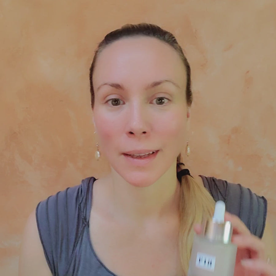 F18 ROSE & KAKADU PLUM HYALURONIC SERUM