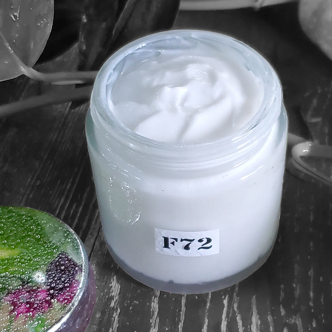 F72 LAVENDER ROSE AROMATHERAPY BODY CREAM WITH SHEA BUTTER AND ROSE HYDROSOL